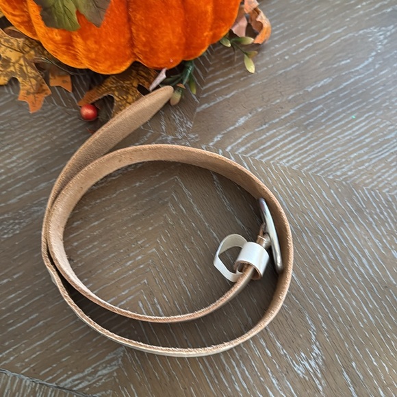 3 White Belts - Picture 8 of 9